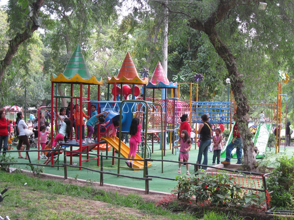 PARQUE MARISCAL RAMÓN CASTILLA